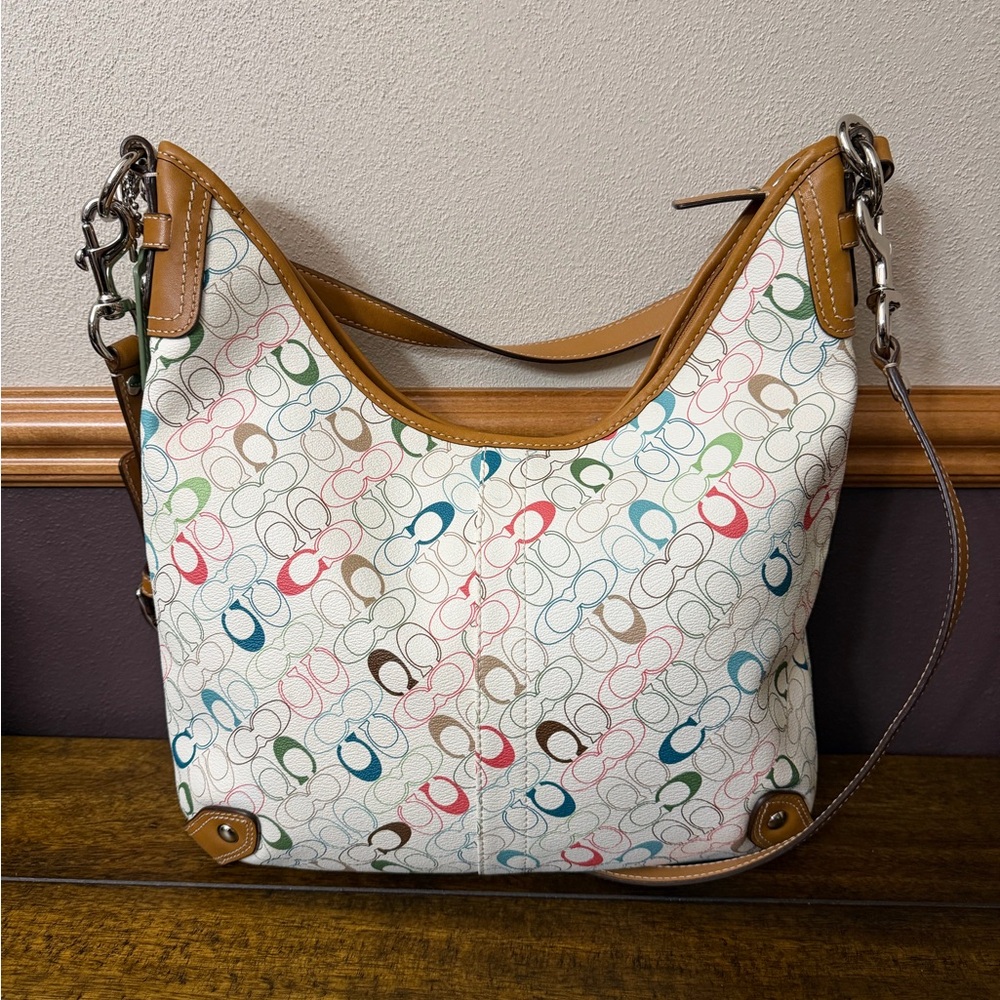 ✨NWOT - Coach Chelsea Heritage Signature Stripe Hobo Bag✨ - Picture 6 of 13